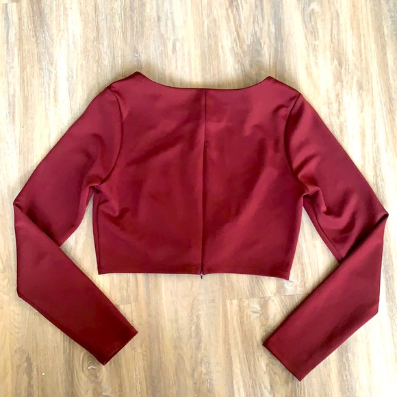 Marciano GUESS long sleeve crop top ♥️ - Picture 3 of 5